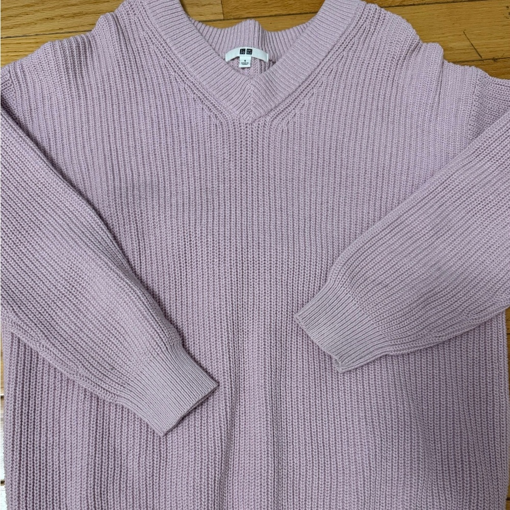Uniqlo Light Pink Knit Sweater